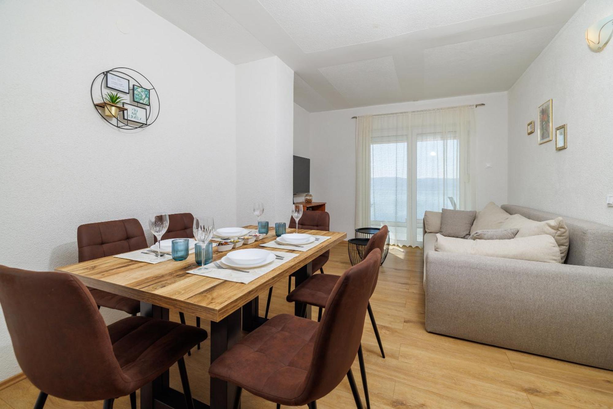 Apartmani Tijana Novi Vinodolski Eksteriør bilde