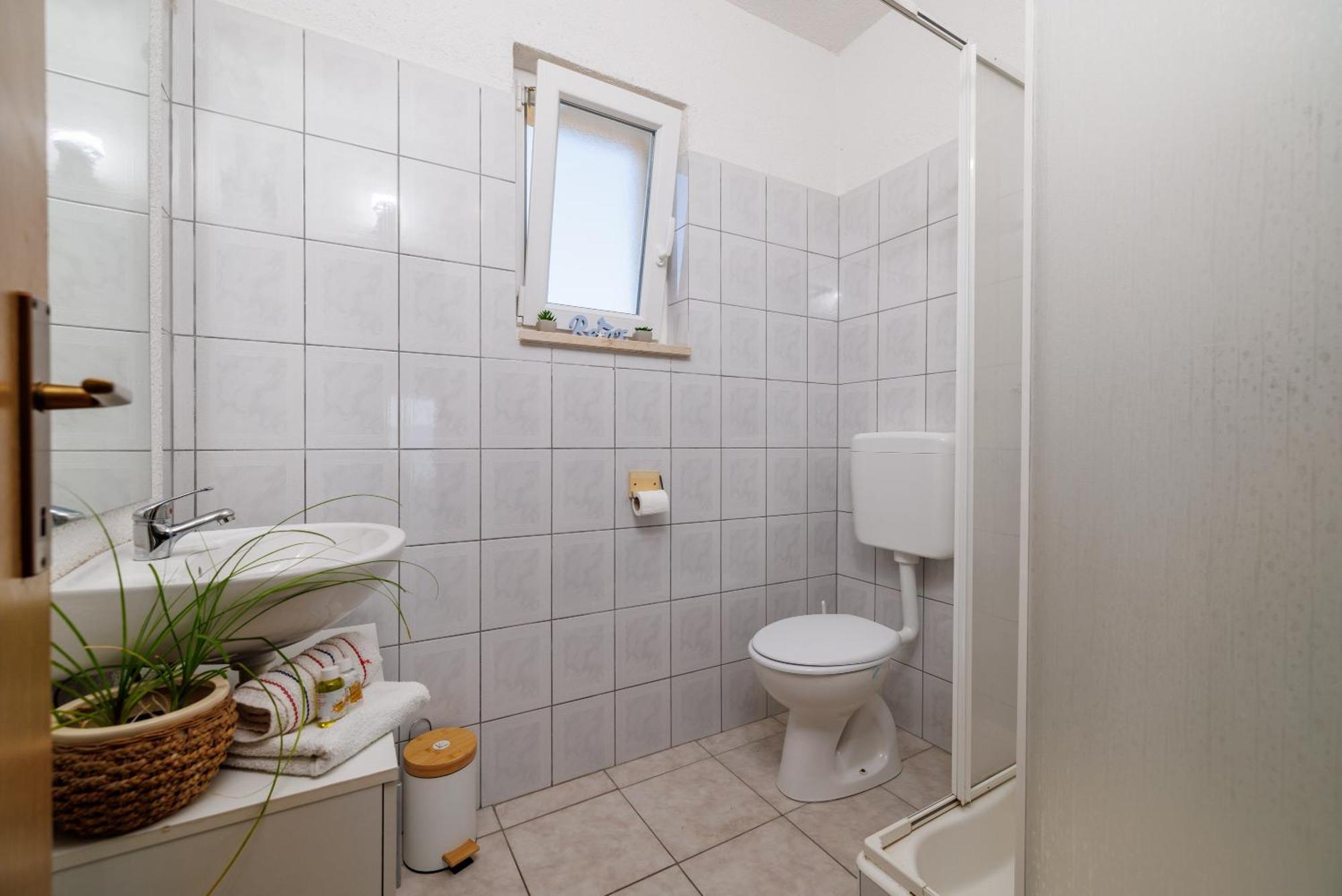 Apartmani Tijana Novi Vinodolski Eksteriør bilde